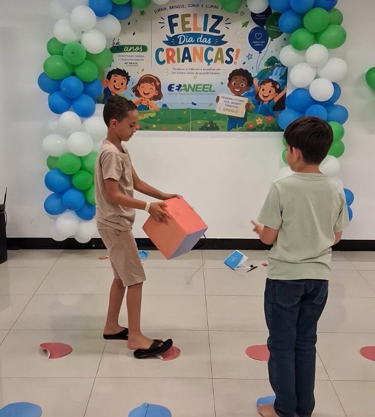 Aprendizado, brincadeiras e muita alegria no Dia das Crianças na ANEEL